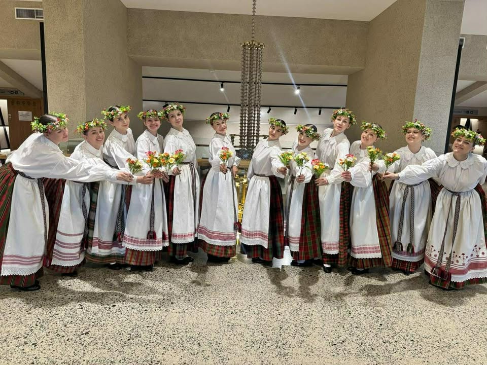 588077972 714927387830778 2069641149376638624 n